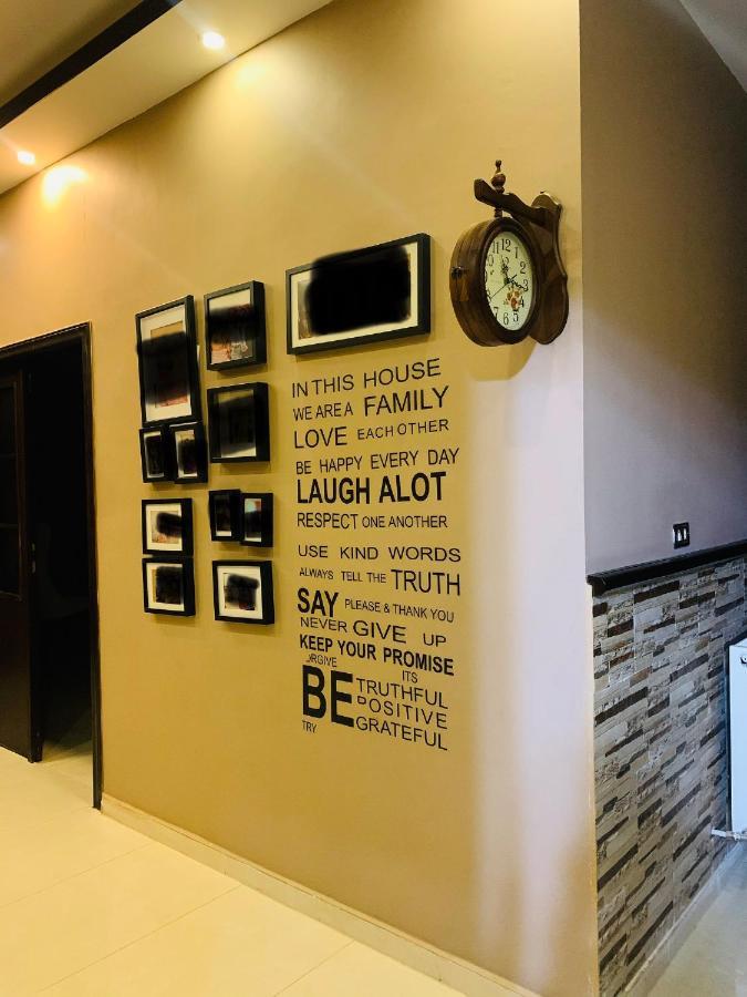 Laura'S Modern Villa Мадаба Экстерьер фото
